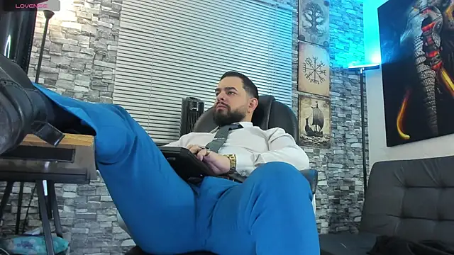 Ethan Castellano online show from 12, 7, 2026