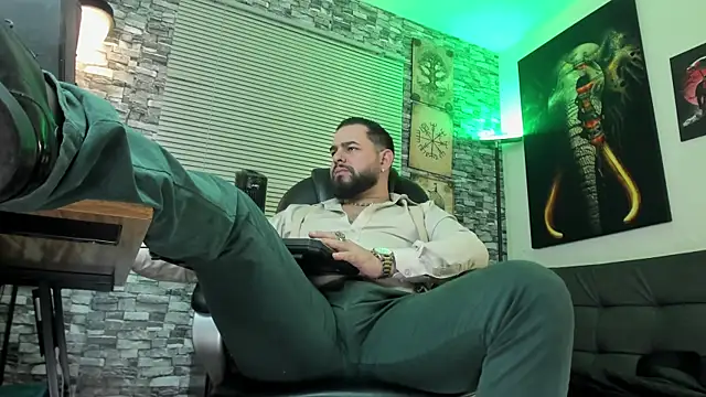 Ethan Castellano online show from 1, 8, 2026