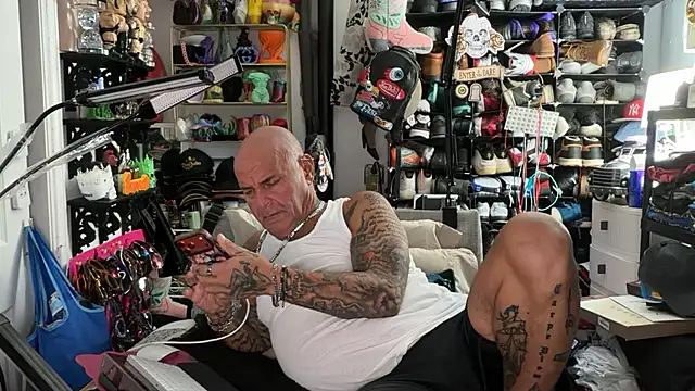 joeytatts66 online show from 11, 7, 2026