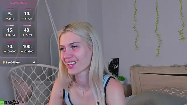 Snapshot of Cherry_Price chatting on 28, 7, 2026 Cherry Price online show from 28, 7, 2026