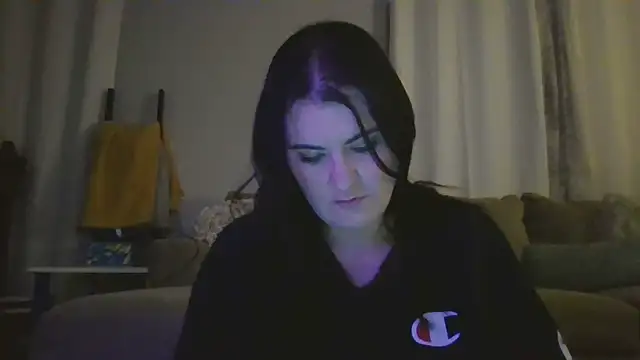 Snapshot of _CumSeeV_ chatting on 17, 12, 2024  CumSeeV  online show from 17, 12, 2024