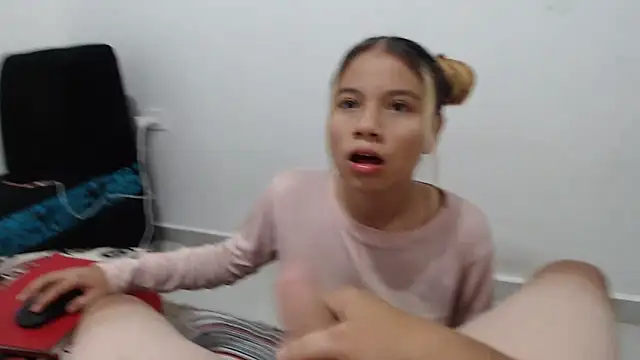 Naomi991 online show from 25, 2, 2025