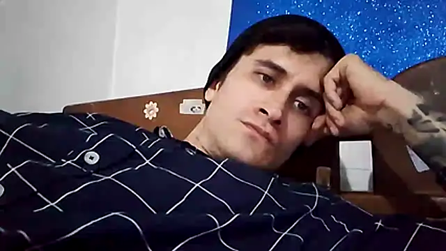 Loggan donnelly online show from 20, 12, 2025