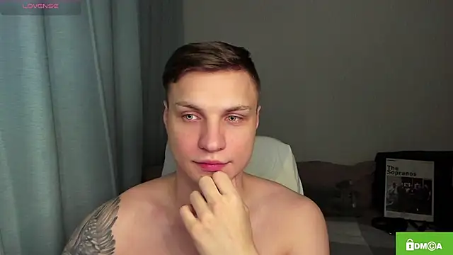 handsome guy01 online show from 4, 5, 2026