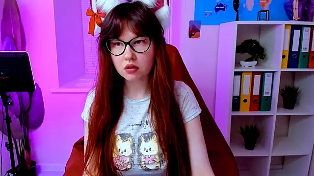 Snapshot of CarolGiggly chatting on 5, 10, 2025 CarolGiggly online show from 5, 10, 2025