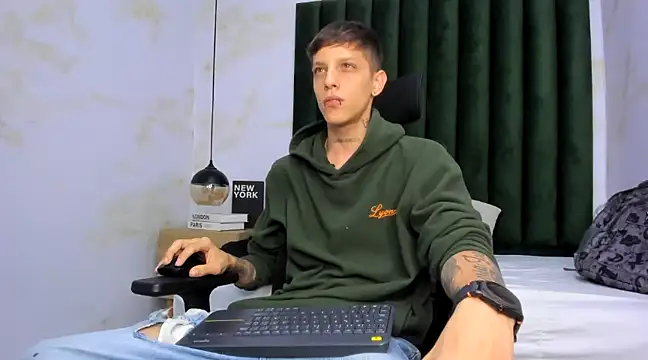 Adam hard  online show from 24, 2, 2025