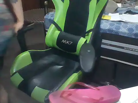 Snapshot of SOLESFETISHBR chatting on 22, 9, 2025 SOLESFETISHBR online show from 22, 9, 2025