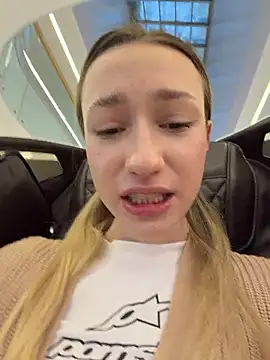 Lia  Love online show from 15, 1, 2026