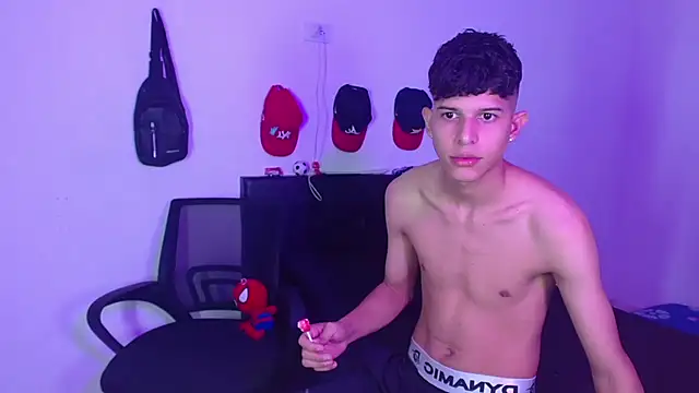 LiamGadiell online show from 24, 2, 2025