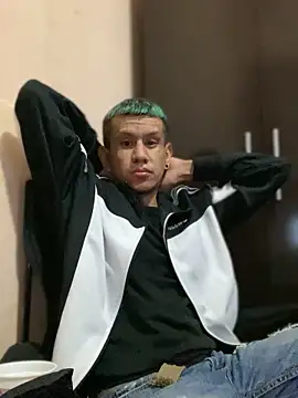 Snapshot of oiram27 chatting on 20, 2, 2025 oiram27 online show from 20, 2, 2025