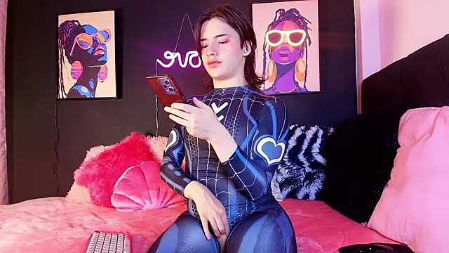 Snapshot of Angel_shiny chatting on 23, 12, 2025 Angel shiny online show from 23, 12, 2025