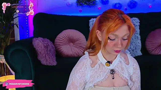 AveryWillow online show from 16, 5, 2026
