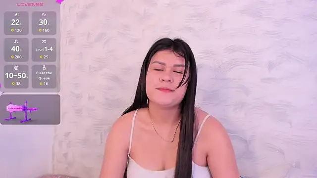 Elalove  online show from 30, 10, 2025