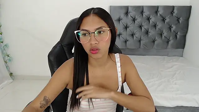 Snapshot of nicol_jc chatting on 4, 1, 2025 nicol jc online show from 4, 1, 2025