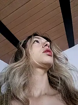 Karolgood3 online show from 22, 12, 2024