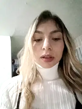 Karolgood3 online show from 25, 12, 2024