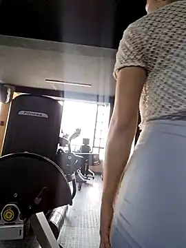 Karolgood3 online show from 10, 3, 2025