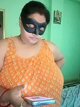 Snapshot of monaa chatting on 20, 5, 2026 monaa online show from 20, 5, 2026