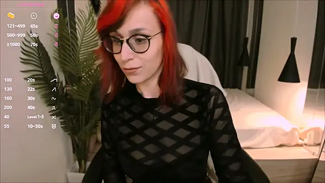 Snapshot of Dora_Marcelli chatting on 23, 10, 2025 Dora Marcelli online show from 23, 10, 2025