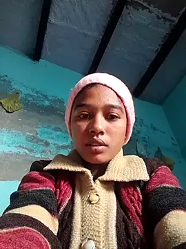 Surajpuja79 online show from 4, 12, 2025