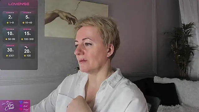 Snapshot of Nika_Smit chatting on 19, 1, 2025 Nika Smit online show from 19, 1, 2025