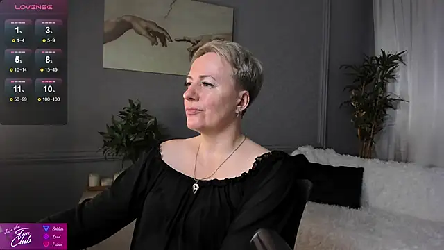 Snapshot of Nika_Smit chatting on 3, 3, 2025 Nika Smit online show from 3, 3, 2025