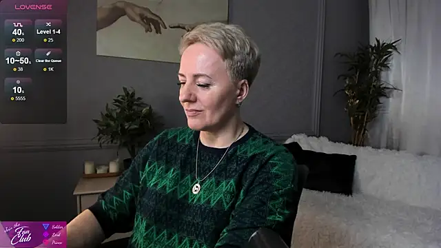 Snapshot of Nika_Smit chatting on 3, 3, 2025 Nika Smit online show from 3, 3, 2025