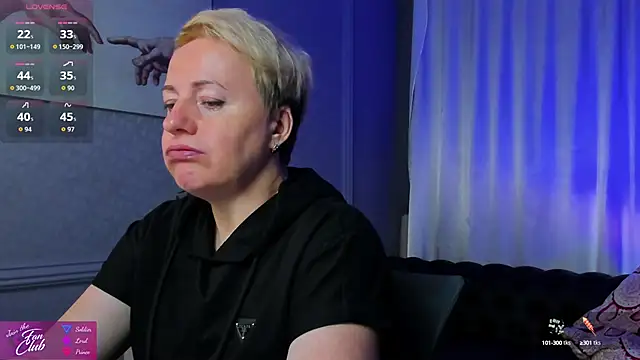 Snapshot of Nika_Smit chatting on 18, 9, 2025 Nika Smit online show from 18, 9, 2025