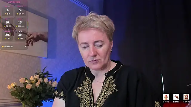Nika Smit online show from 30, 5, 2026