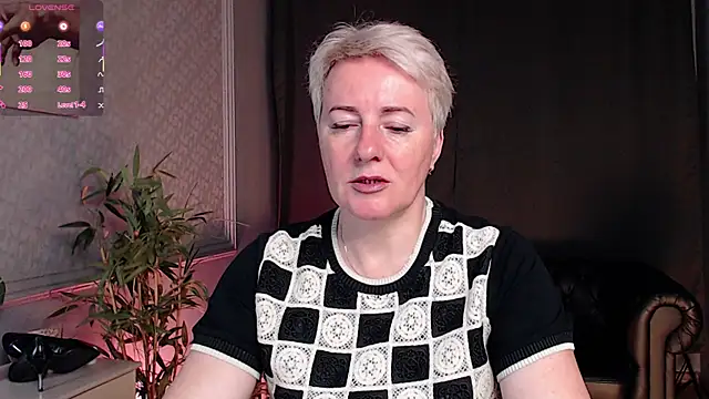 Nika Smit online show from 17, 7, 2026