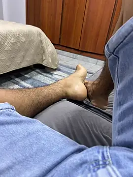 Snapshot of estebandelouis chatting on 27, 2, 2025 estebandelouis online show from 27, 2, 2025