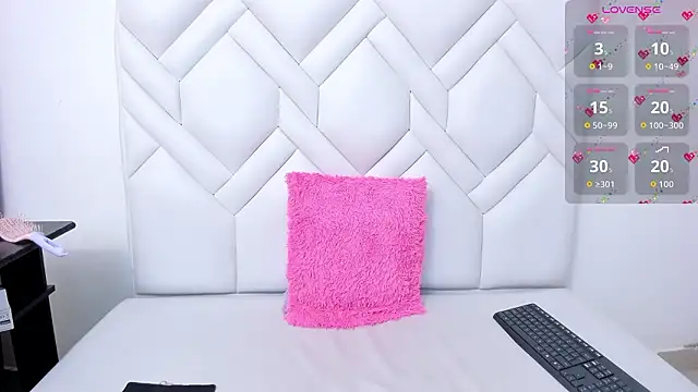 Analia18  online show from 3, 2, 2026