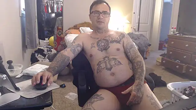 Snapshot of dadbod1178 chatting on 14, 12, 2024 dadbod1178 online show from 14, 12, 2024