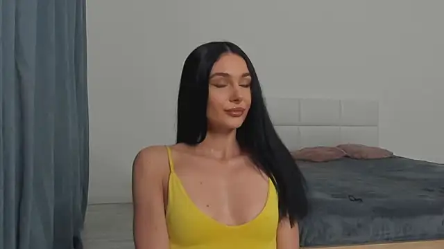 IvyKaelani online show from 10, 3, 2025