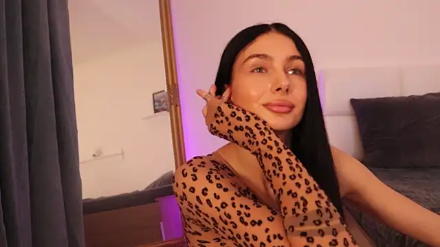 IvyKaelani online show from 21, 3, 2025