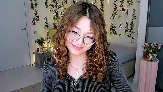 SereneFlame online show from 29, 4, 2026