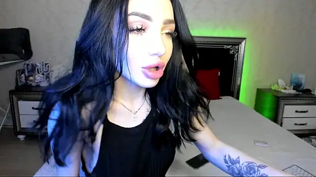 Snapshot of NancyLovee_ chatting on 24, 2, 2025 NancyLovee online show from 24, 2, 2025