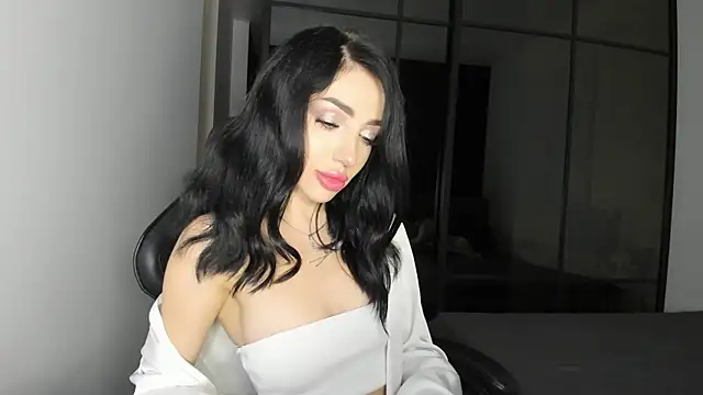 Snapshot of NancyLovee_ chatting on 3, 10, 2025 NancyLovee online show from 3, 10, 2025