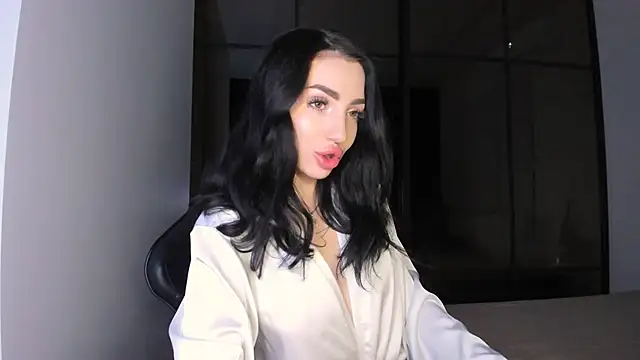 Snapshot of NancyLovee_ chatting on 8, 11, 2025 NancyLovee online show from 8, 11, 2025