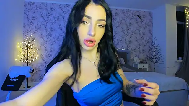 Snapshot of NancyLovee_ chatting on 17, 12, 2025 NancyLovee online show from 17, 12, 2025