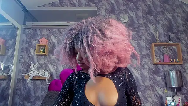 EMMAPARISS online show from 3, 12, 2025