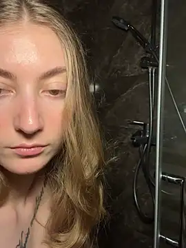 lady curls online show from 30, 6, 2026