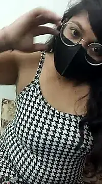 Hot Love   online show from 7, 12, 2024