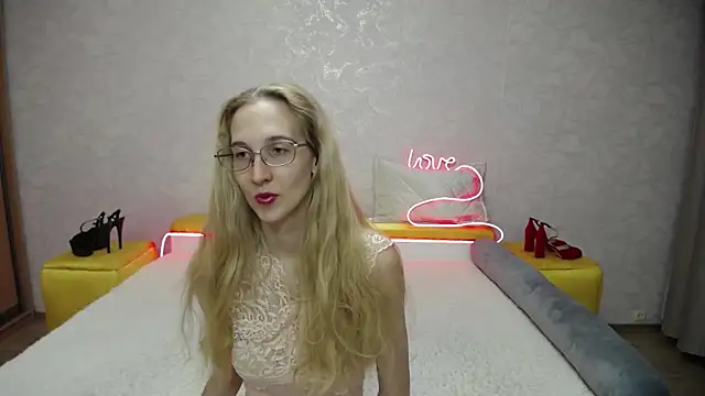 KlaryBrait online show from 21, 11, 2025