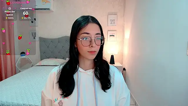 Snapshot of brooklove_doll chatting on 23, 9, 2025 brooklove doll online show from 23, 9, 2025