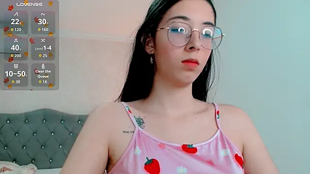 Snapshot of brooklove_doll chatting on 10, 10, 2025 brooklove doll online show from 10, 10, 2025