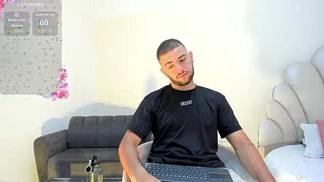 MaximusDick1  online show from 7, 7, 2026
