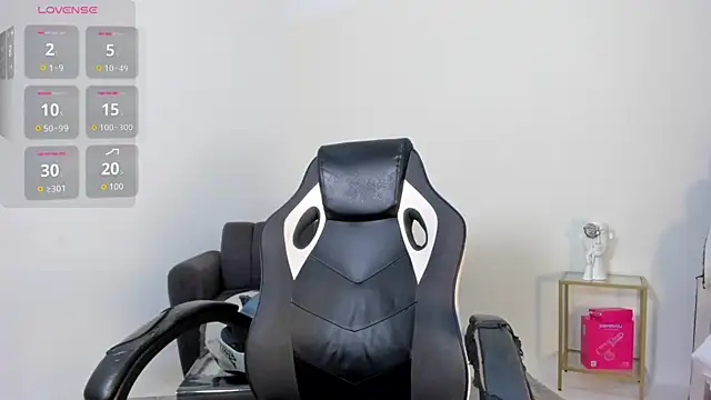 MaximusDick1  online show from 24, 7, 2026