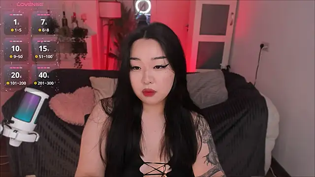 mei honey  online show from 19, 9, 2025