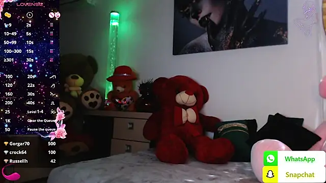 Snapshot of EvelynAisha chatting on 14, 2, 2025 EvelynAisha online show from 14, 2, 2025